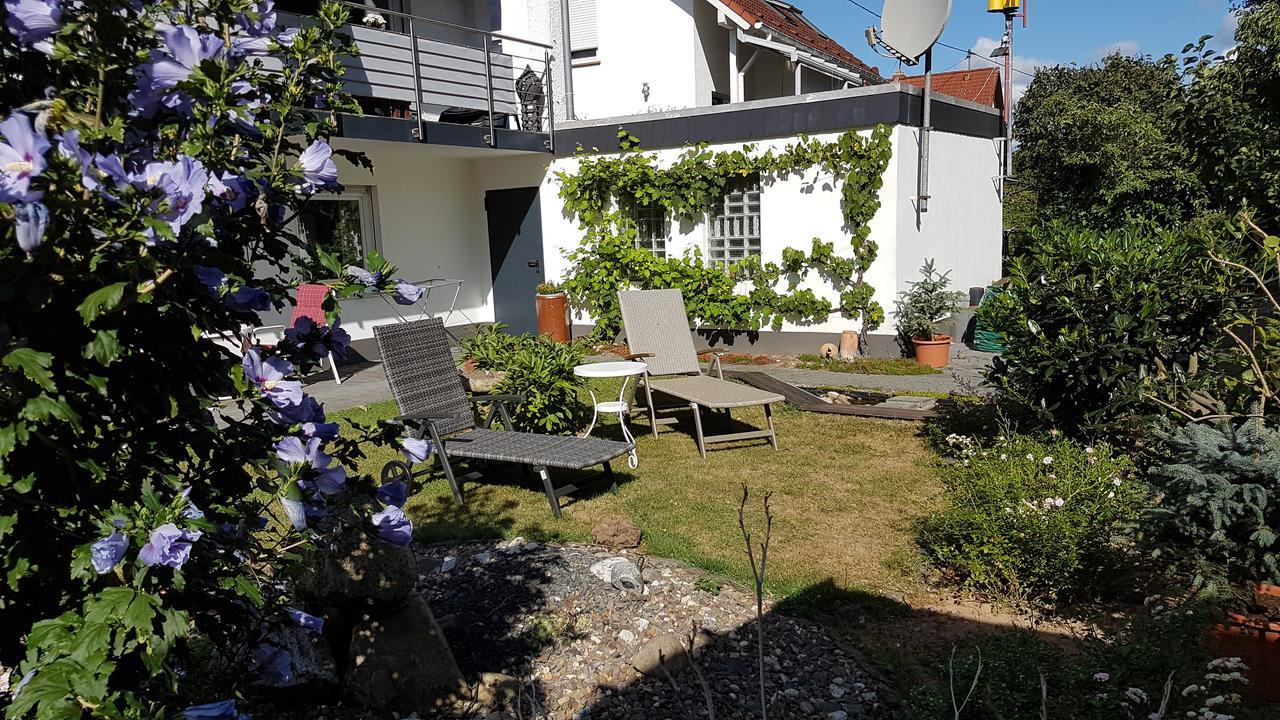 Haus Sonnenschein Apartment Wiltingen Exterior photo